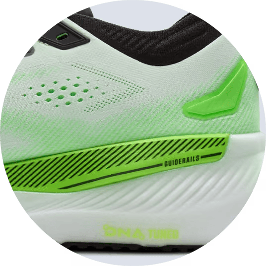 Buty do biegania damskie Brooks GLYCERIN GTS 23 White/Phantom/ Cyber Pink glycerin-gts-23-f-trait-1