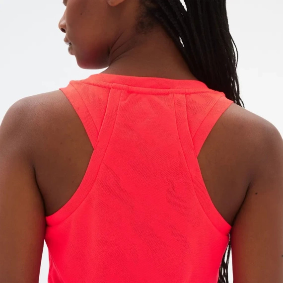 Koszulka do biegania damska New Balance Q SPEED JACQUARD TANK WT23280ERE