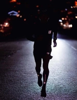 Spodenki do biegania COMPRESSPORT PERFORMANCE SHORT AURORA Black/Aaurora