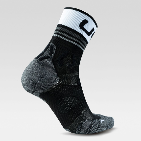 Skarpety UYN MAN RUNNER'S ONE SHORT SOCKS Black/White