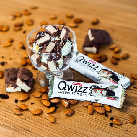 Baton Nutrend QWIZZ PROTEIN BAR 60g - smak: Ciasteczkowy