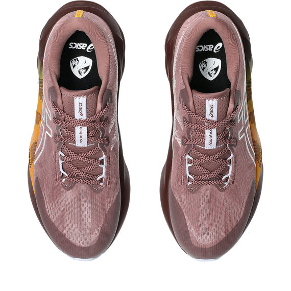 Buty do biegania damskie Asics NOVABLAST 5 TR Nature Bathing/Rubble Red