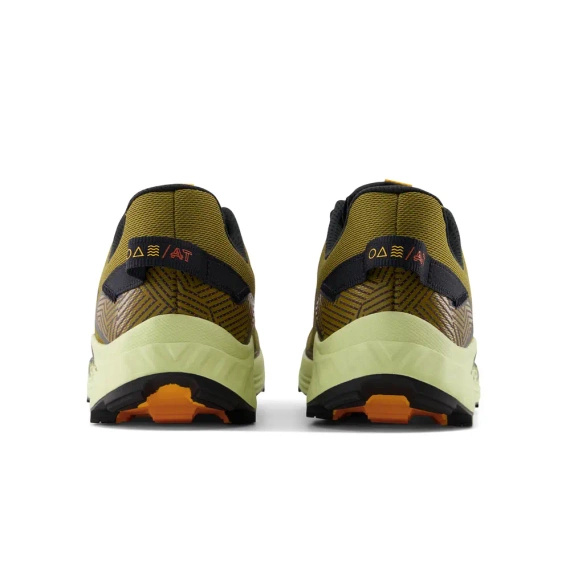 Buty do biegania trailowe New Balance FuelCell Summit Unknown v4 MTUNKNW4