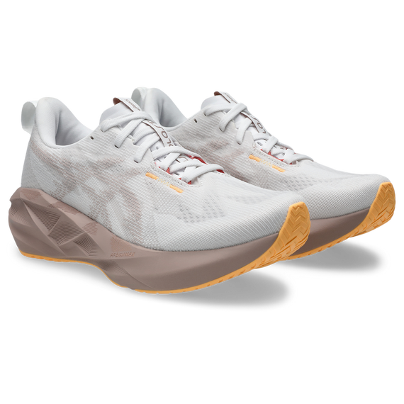 Buty do biegania damskie Asics NOVABLAST 5 White/Fawn