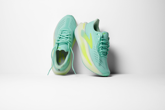 Buty do biegania damskie Brooks Glycerin Max 2 Yucca/Nightlife/White